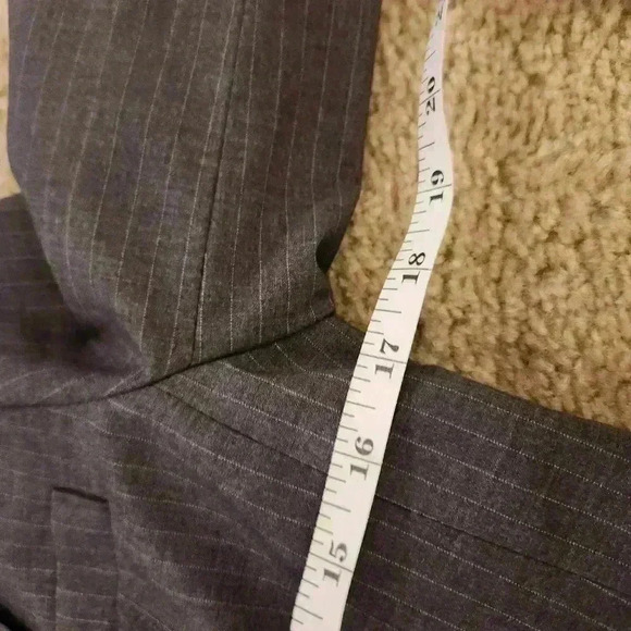 New York & Company Womens Blazer Size 0 Average Gray Pinstripe Jacket #I264 - Picture 4 of 5